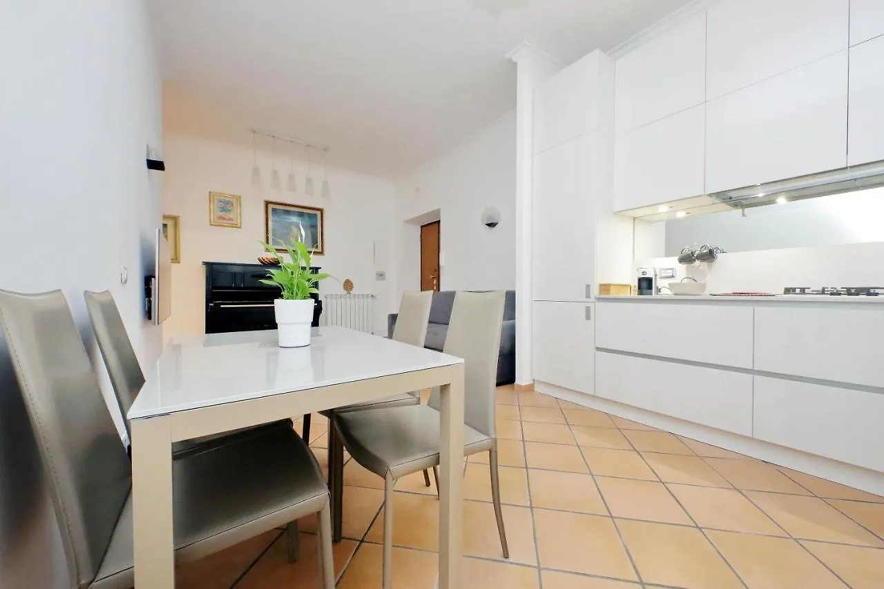 Suity I Cozy Anglona Apartment Rome
